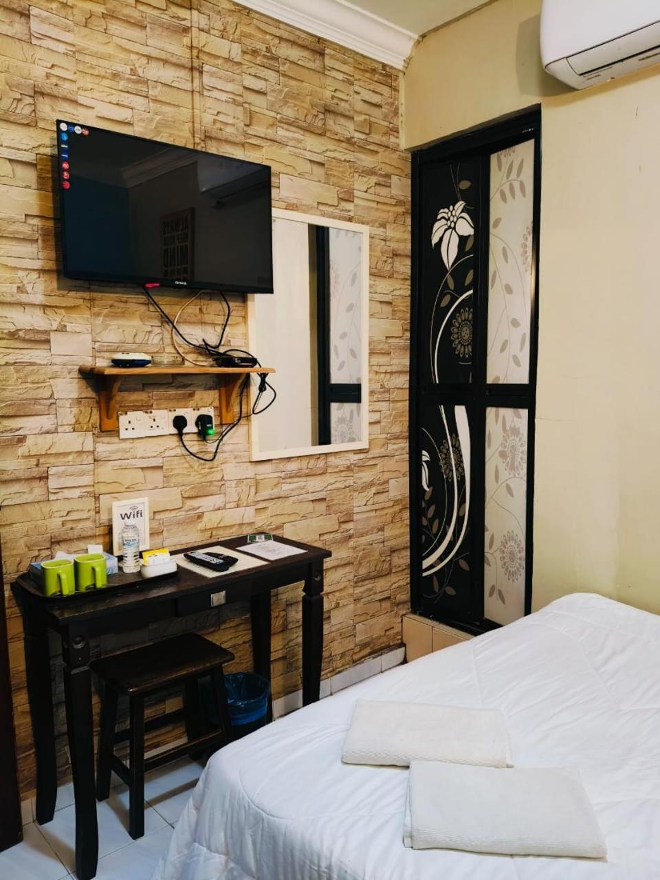 Manja Inn, Paka ภายนอก รูปภาพ